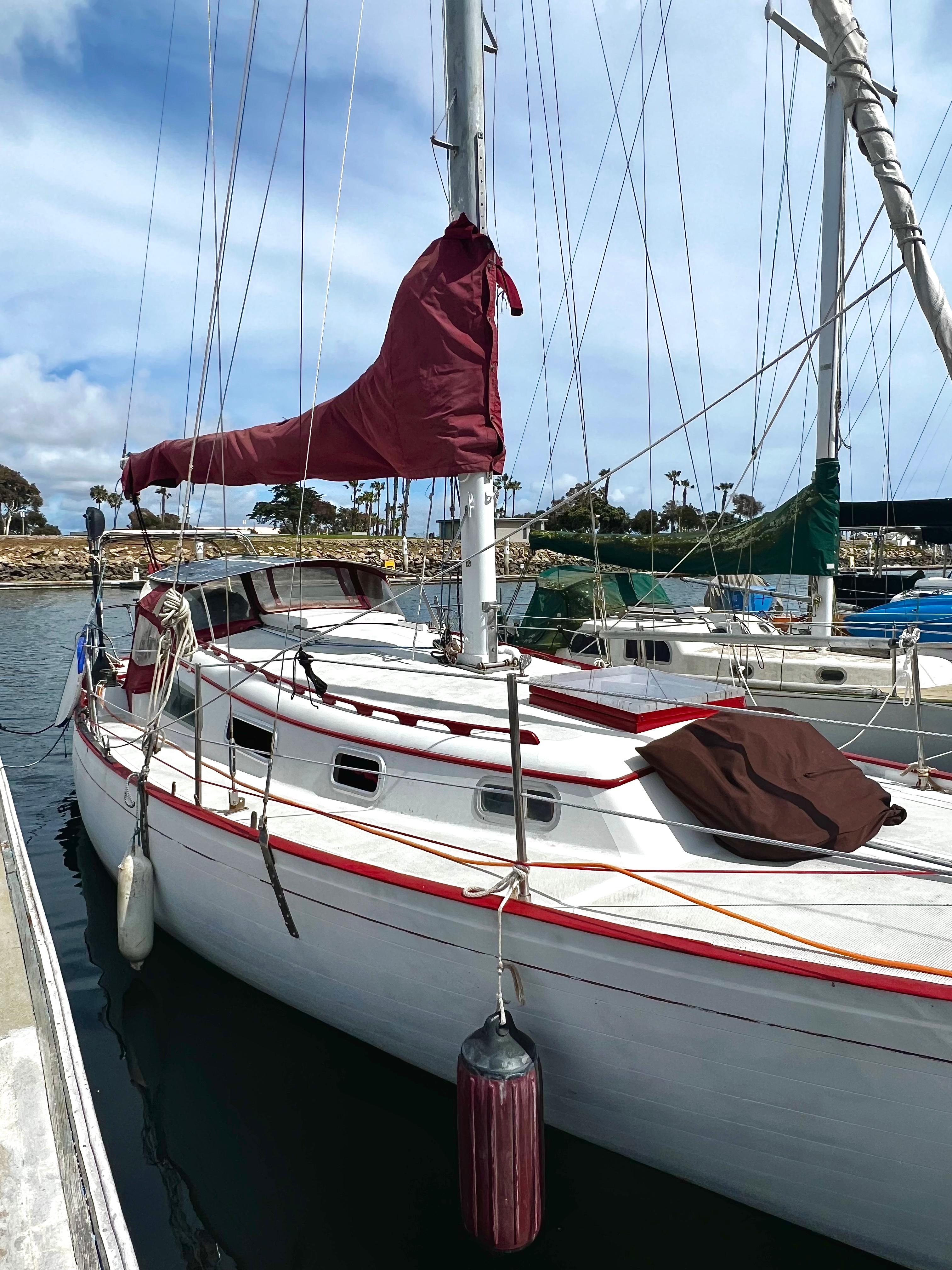 islander 34 sailboat