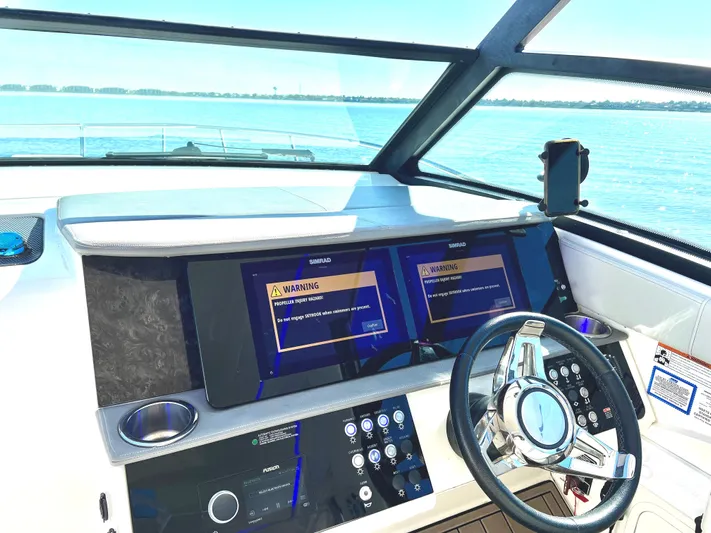 Wanderlust Yacht Photos Pics 