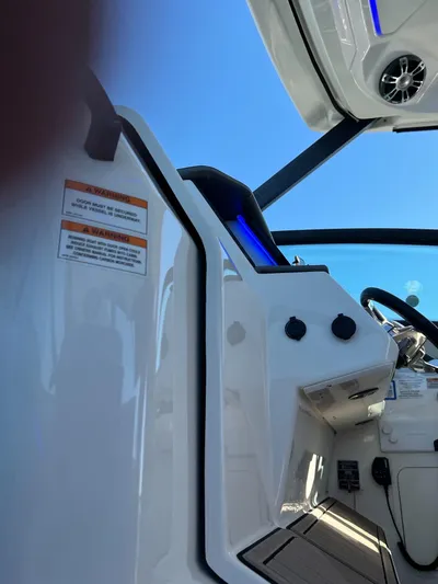 Wanderlust Yacht Photos Pics 