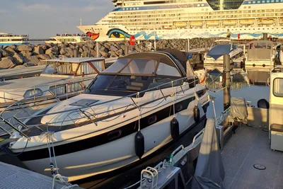 2015 Bavaria 300 Sport