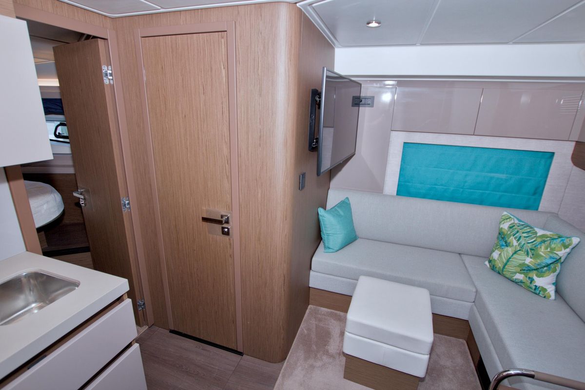 2019 Beneteau 50 