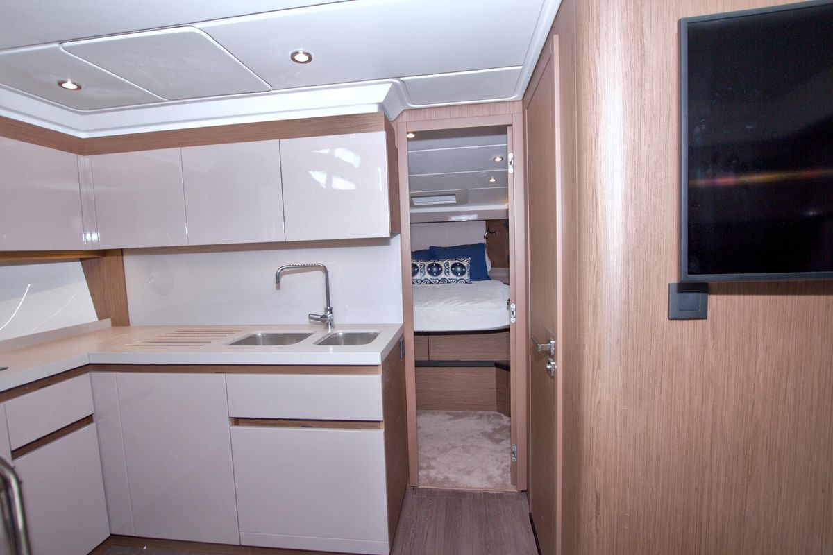 2019 Beneteau 50 