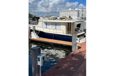 2008 Mainship 34 Trawler Hardtop