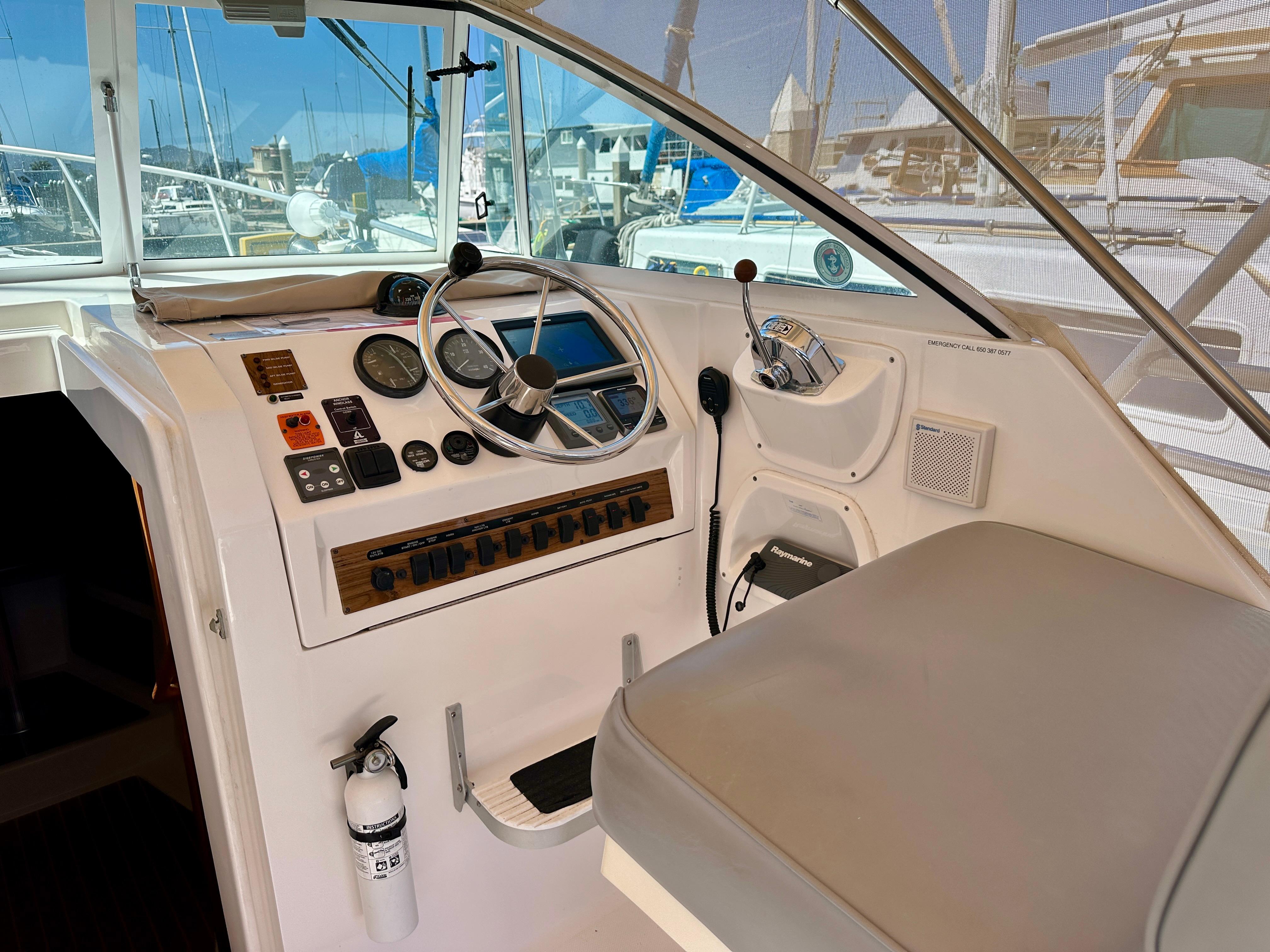 2002 Mainship Pilot 30 Cruiser for sale - YachtWorld