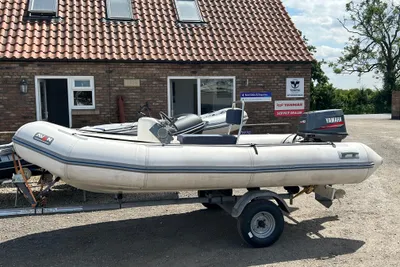 1998 Avon 4.01 RIB