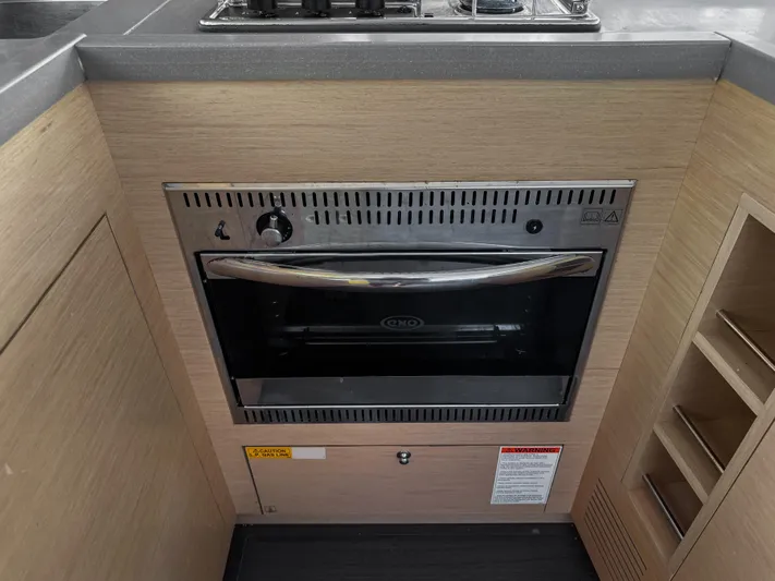 Sunshine Yacht Photos Pics Modern kitchen oven in a 2017 Lagoon 450 F yacht galley.