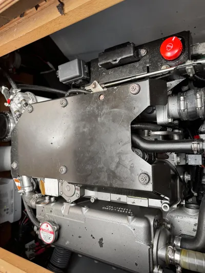 Sunshine Yacht Photos Pics 