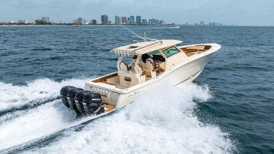 Yacht