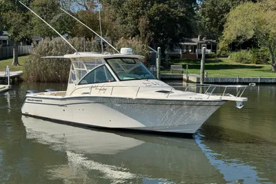 2018 Grady-White Express 330