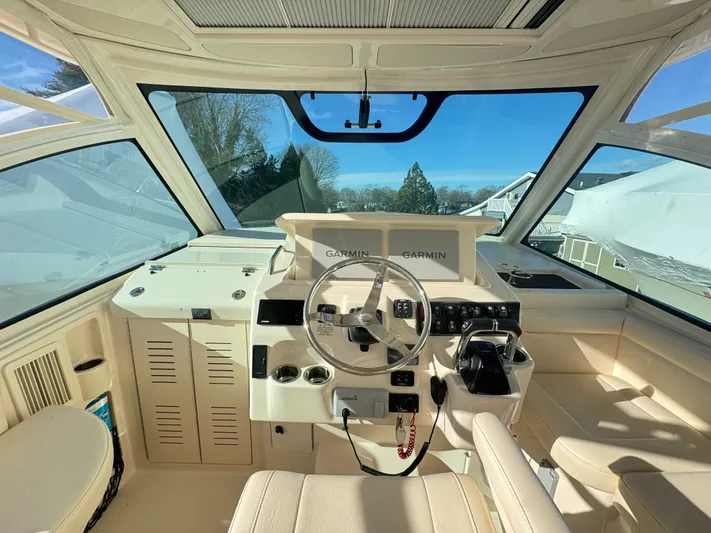  Yacht Photos Pics Interior view of 2018 Grady-White Express 330 cockpit.