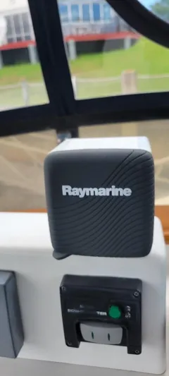 Funky Monkey Yacht Photos Pics Raymarine device on 2001 Monk 36 (Hull #215) boat dashboard.