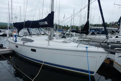 Hunter 376