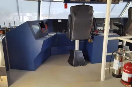  Yacht Photos Pics Control room of 2006 FBMA Philippines SWATH Slice Crew Transport Vessel with navigation equipment.