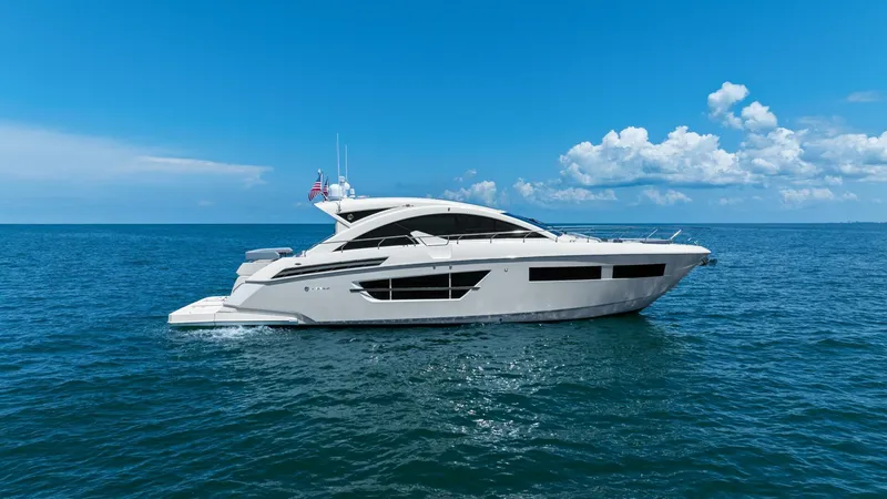 Mi Wave Yacht Photos Pics 2021 Cruiser Yachts 60 Cantius - Profile