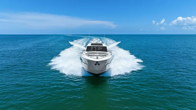 Mi Wave Yacht Photos Pics 2021 Cruiser Yachts 60 Cantius - Profile