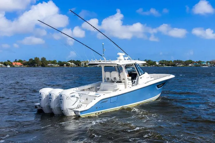  Yacht Photos Pics 2021 Pursuit S 378 Sport - Image 6