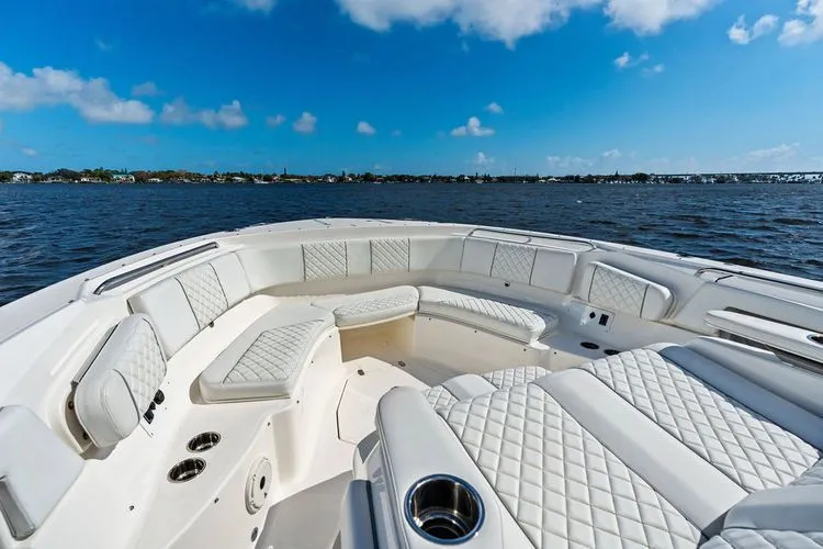  Yacht Photos Pics 2021 Pursuit S 378 Sport - Image 14