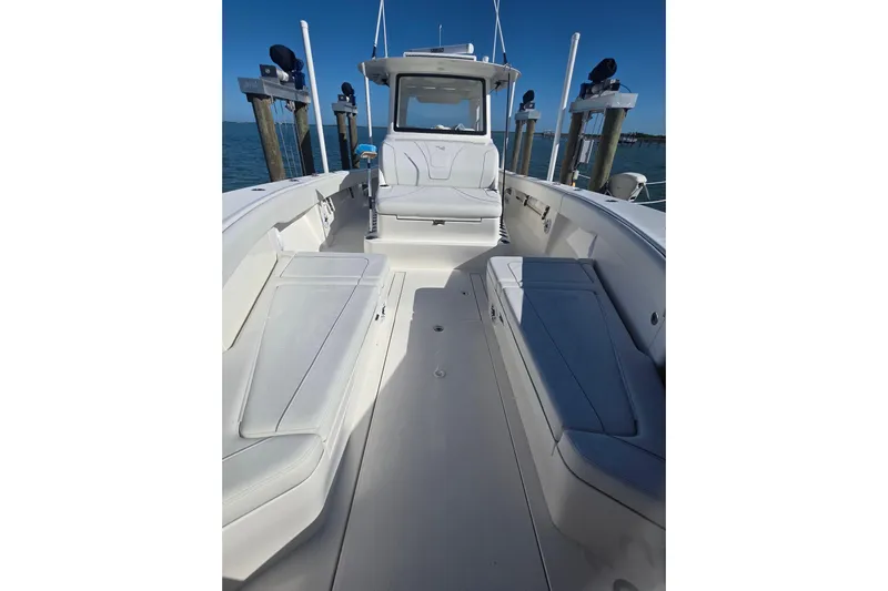  Yacht Photos Pics 2024 SeaVee 420Z boat interior with spacious seating and sleek design.