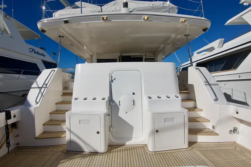 T.t. Amore Yacht Photos Pics 2004 West Bay Cockpit Pilot House Motoryacht, rear view with stairs and deck.