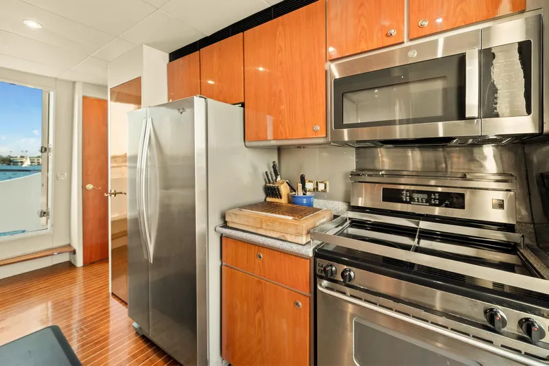 Angelica Yacht Photos Pics 