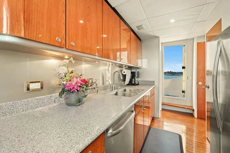 Angelica Yacht Photos Pics 