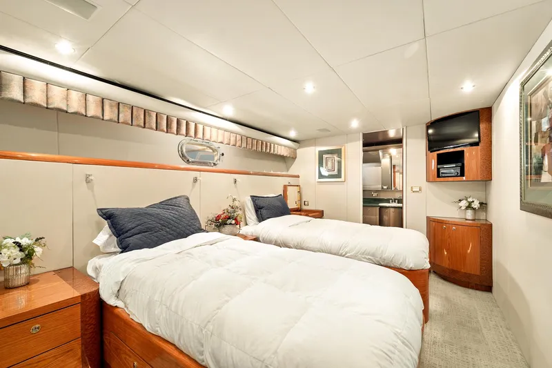 Angelica Yacht Photos Pics 