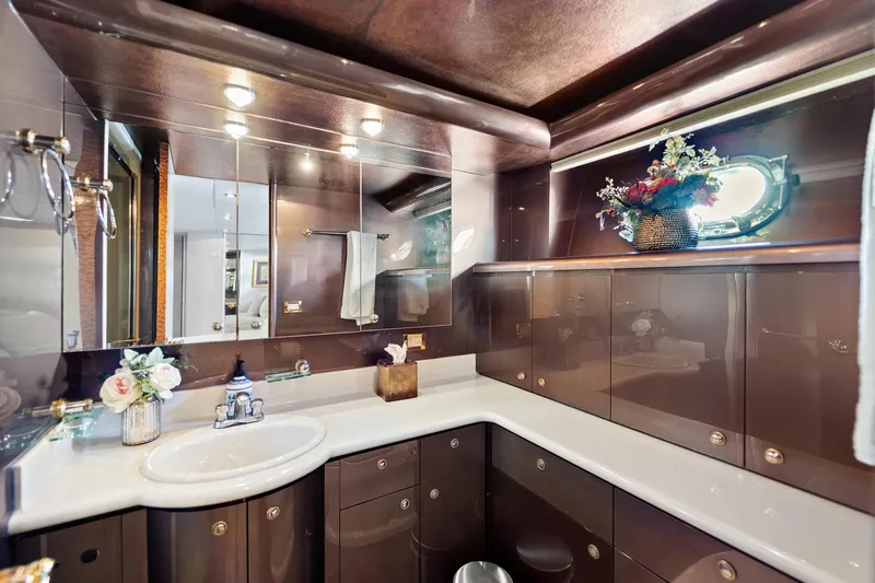 Angelica Yacht Photos Pics 