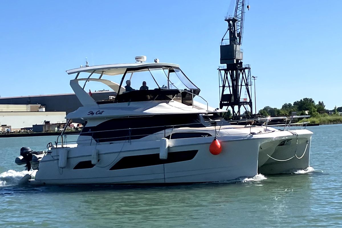 2018 Aquila 44 