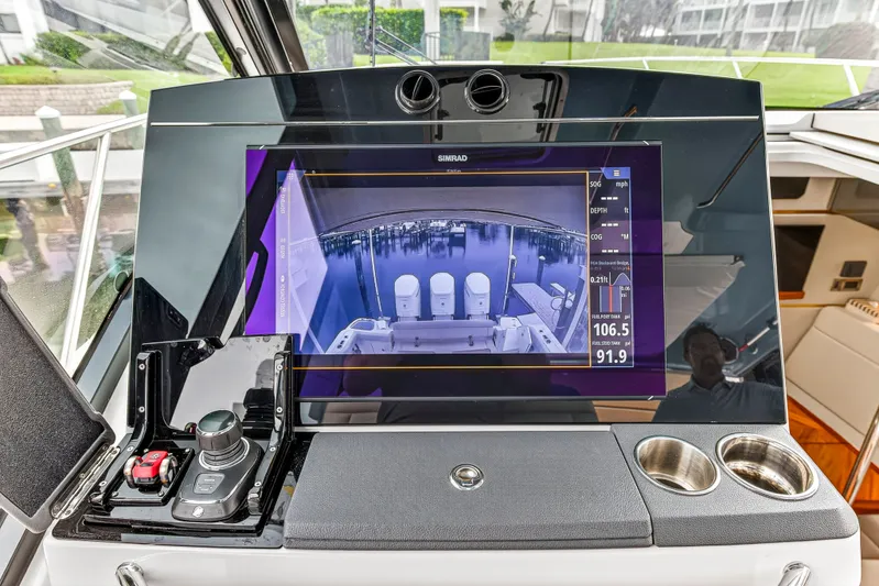 Forever Young Yacht Photos Pics 