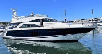 2012 Fairline Squadron 58