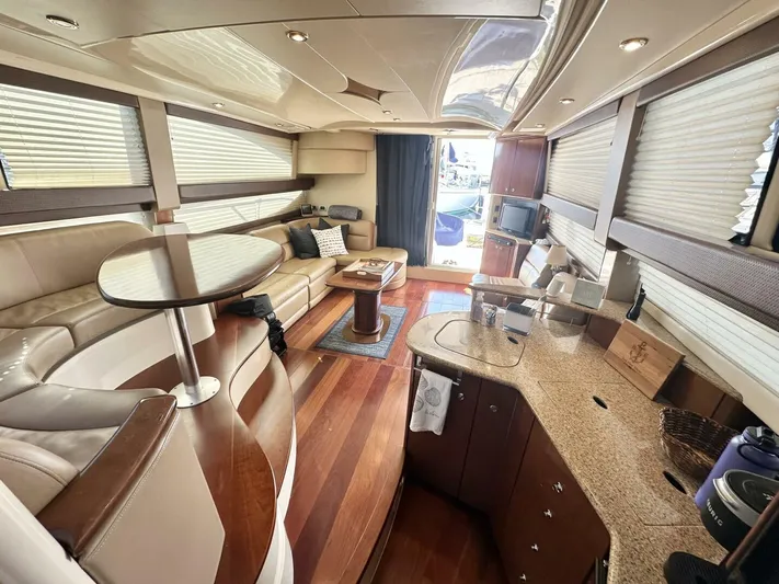 Just One More Yacht Photos Pics 2009 Meridian 391 - Image 11