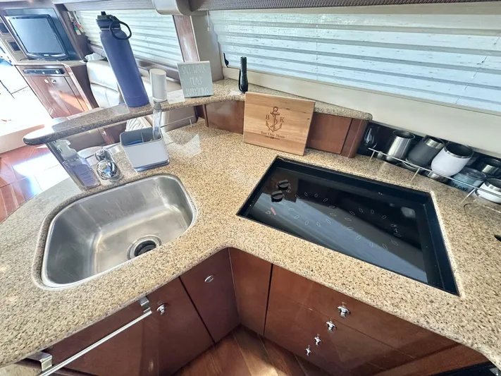 Just One More Yacht Photos Pics 2009 Meridian 391 - Image 13