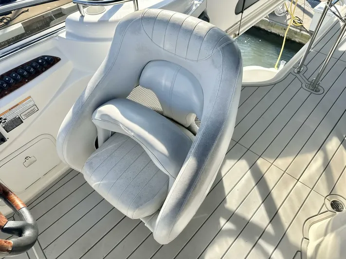 Just One More Yacht Photos Pics 2009 Meridian 391 - Image 26