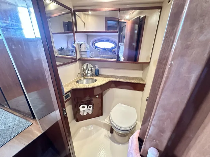 Just One More Yacht Photos Pics 2009 Meridian 391 - Image 20