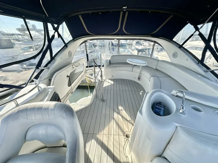 Just One More Yacht Photos Pics 2009 Meridian 391 - Image 22