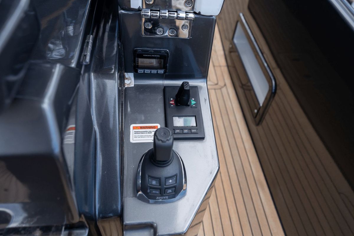 2019 Azimut 70 