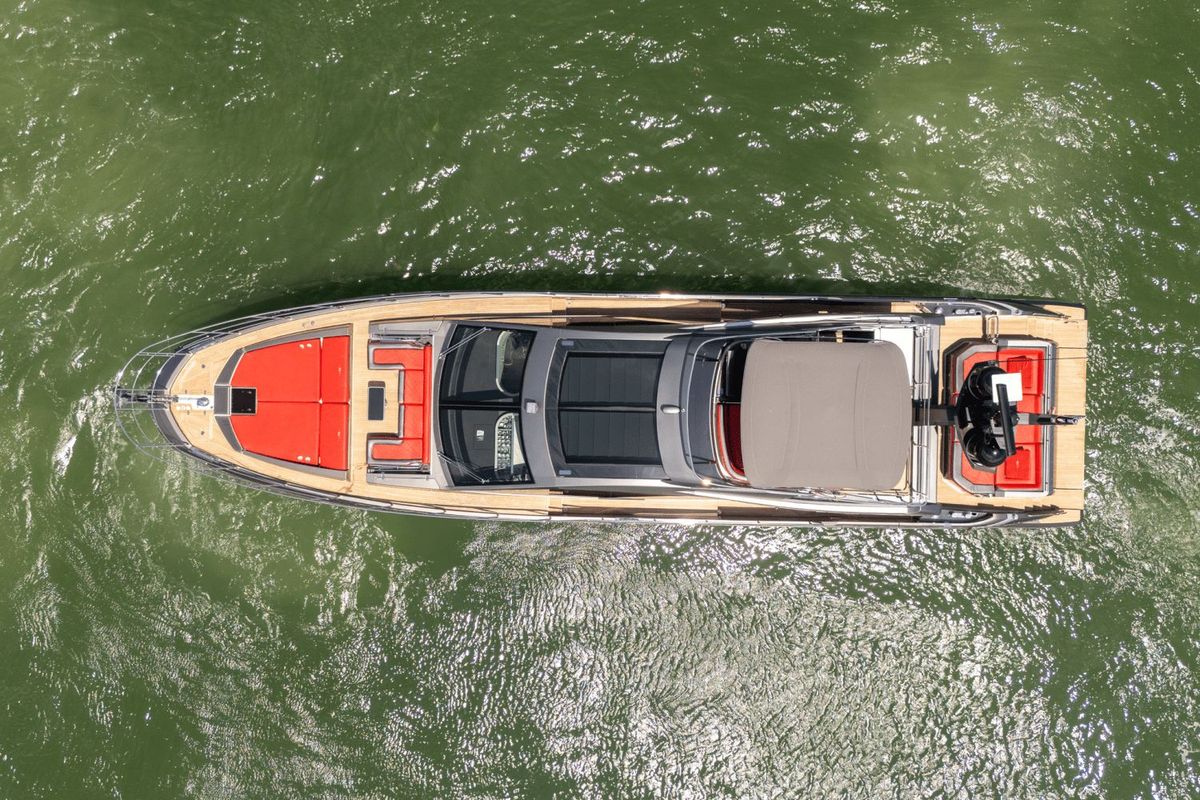 2019 Azimut 70 