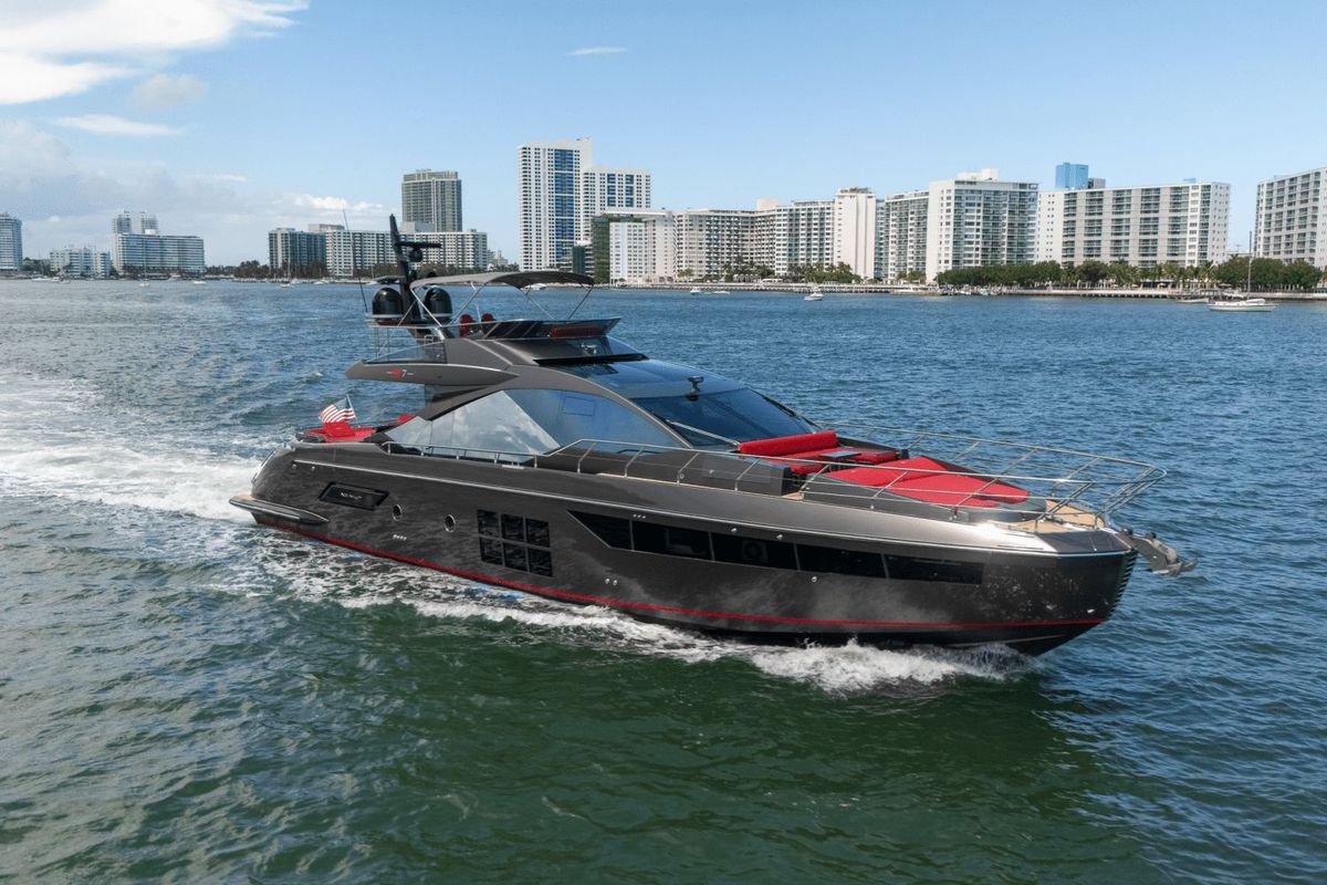 2019 Azimut 70 