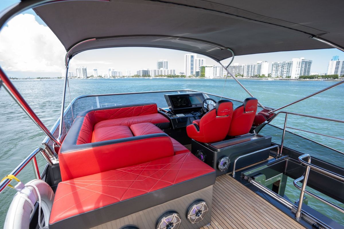 2019 Azimut 70 