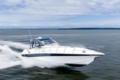 Fountain 38 Sportfish Cruiser