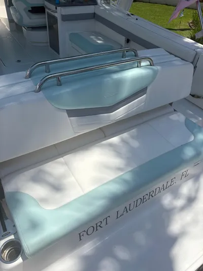  Yacht Photos Pics 2022 Robalo R317 Dual Console boat interior with seating, Fort Lauderdale, FL.