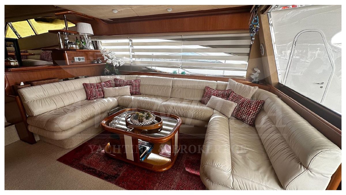 2003 Ferretti Yachts 67 