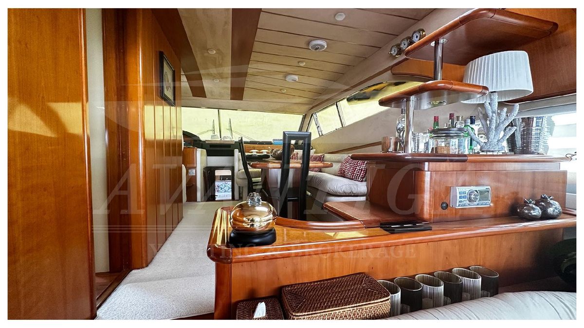2003 Ferretti Yachts 67 