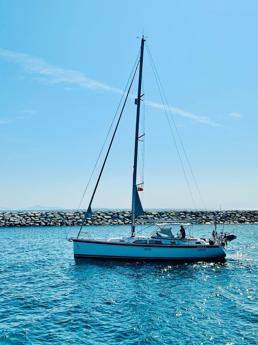 2020 Hallberg-Rassy 47 