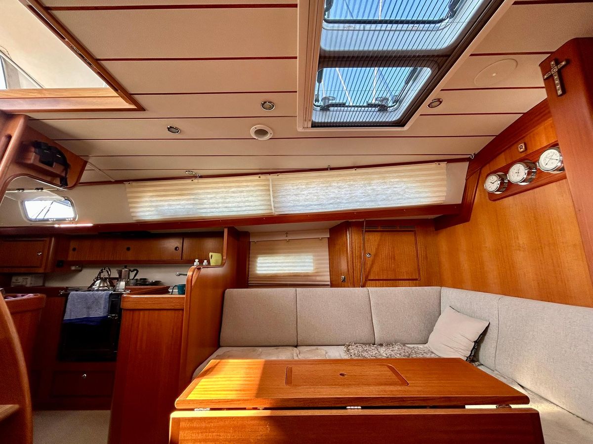 2020 Hallberg-Rassy 47 