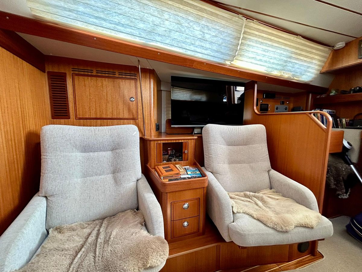2020 Hallberg-Rassy 47 