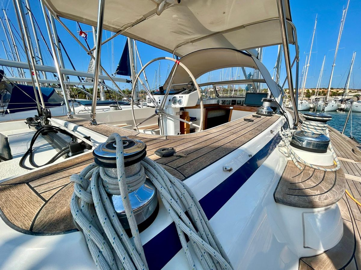 2020 Hallberg-Rassy 47 