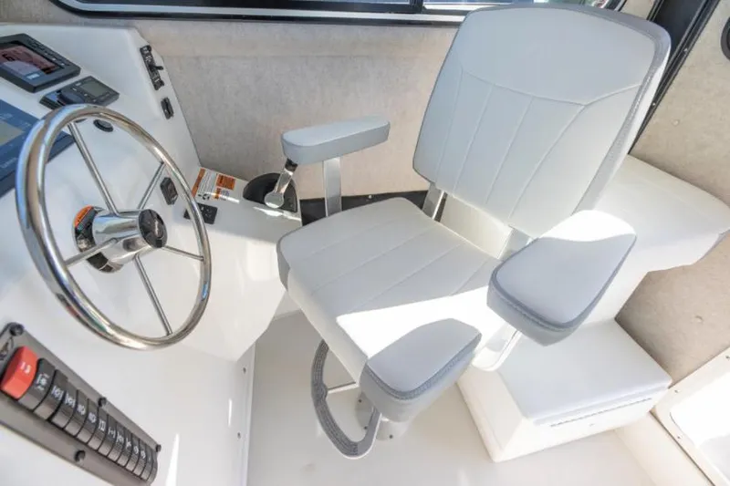  Yacht Photos Pics Manufacturer Provided Image