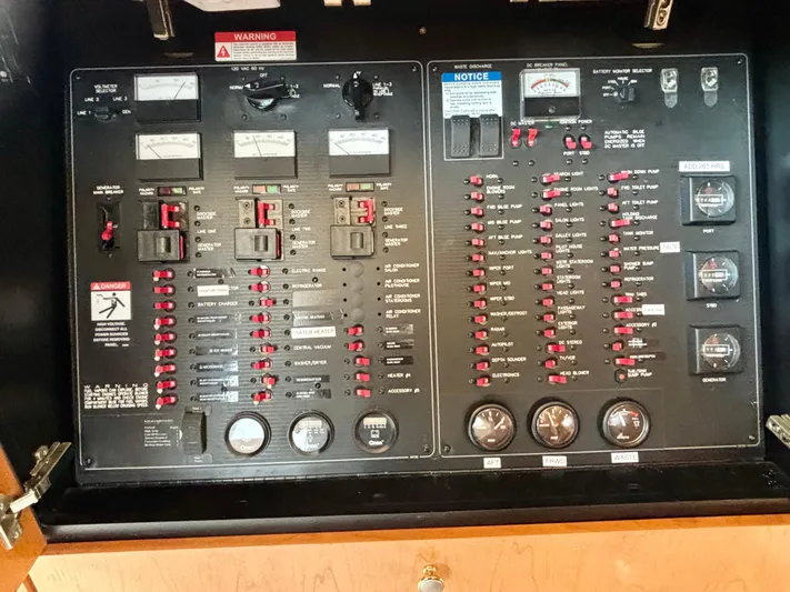 Vamos Yacht Photos Pics 