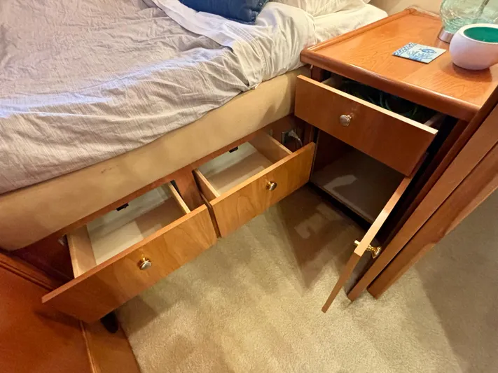 Vamos Yacht Photos Pics 